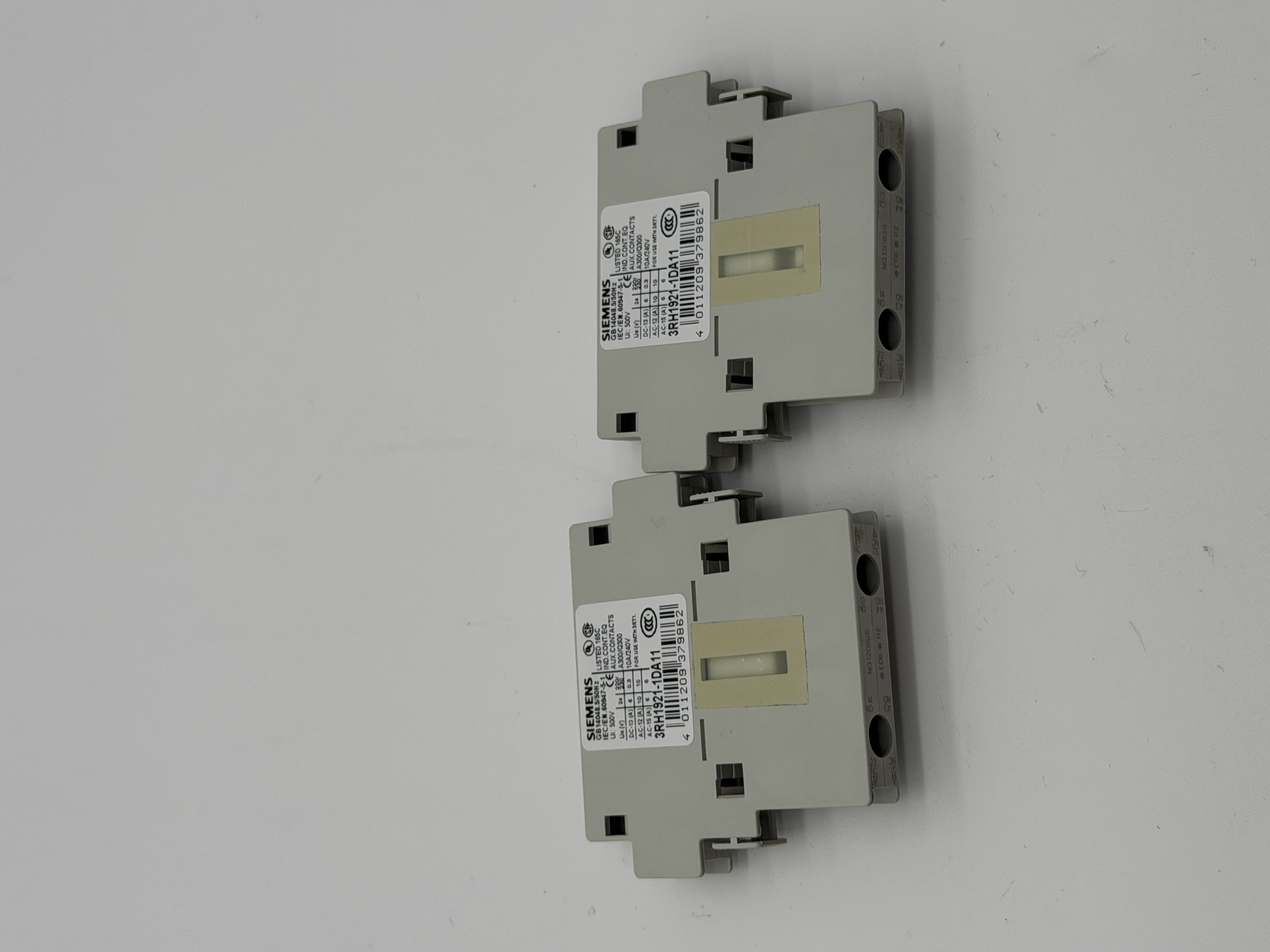 Lot of 2 Siemens 3RH1921-1DA11