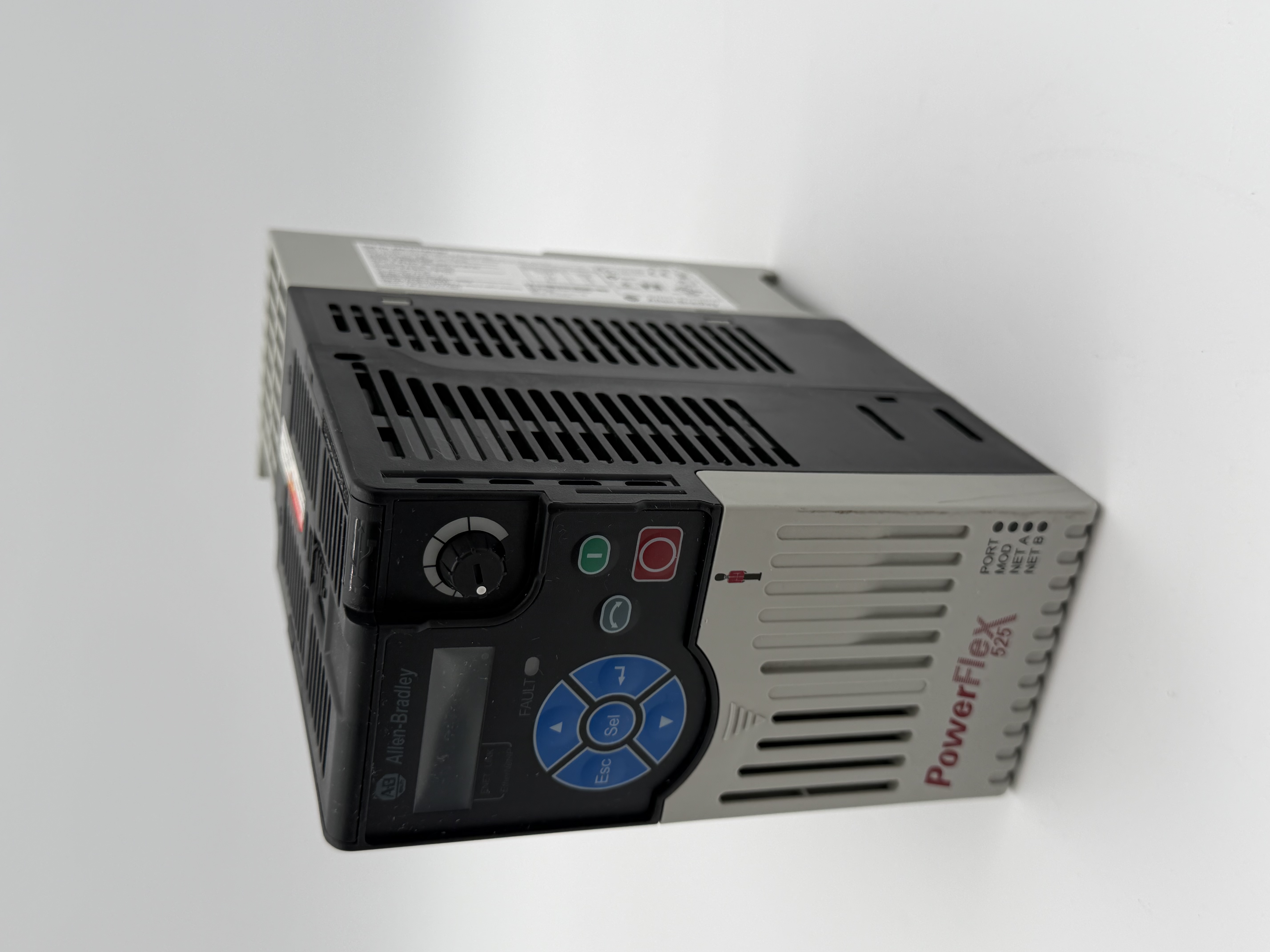 25B-D1P4N104