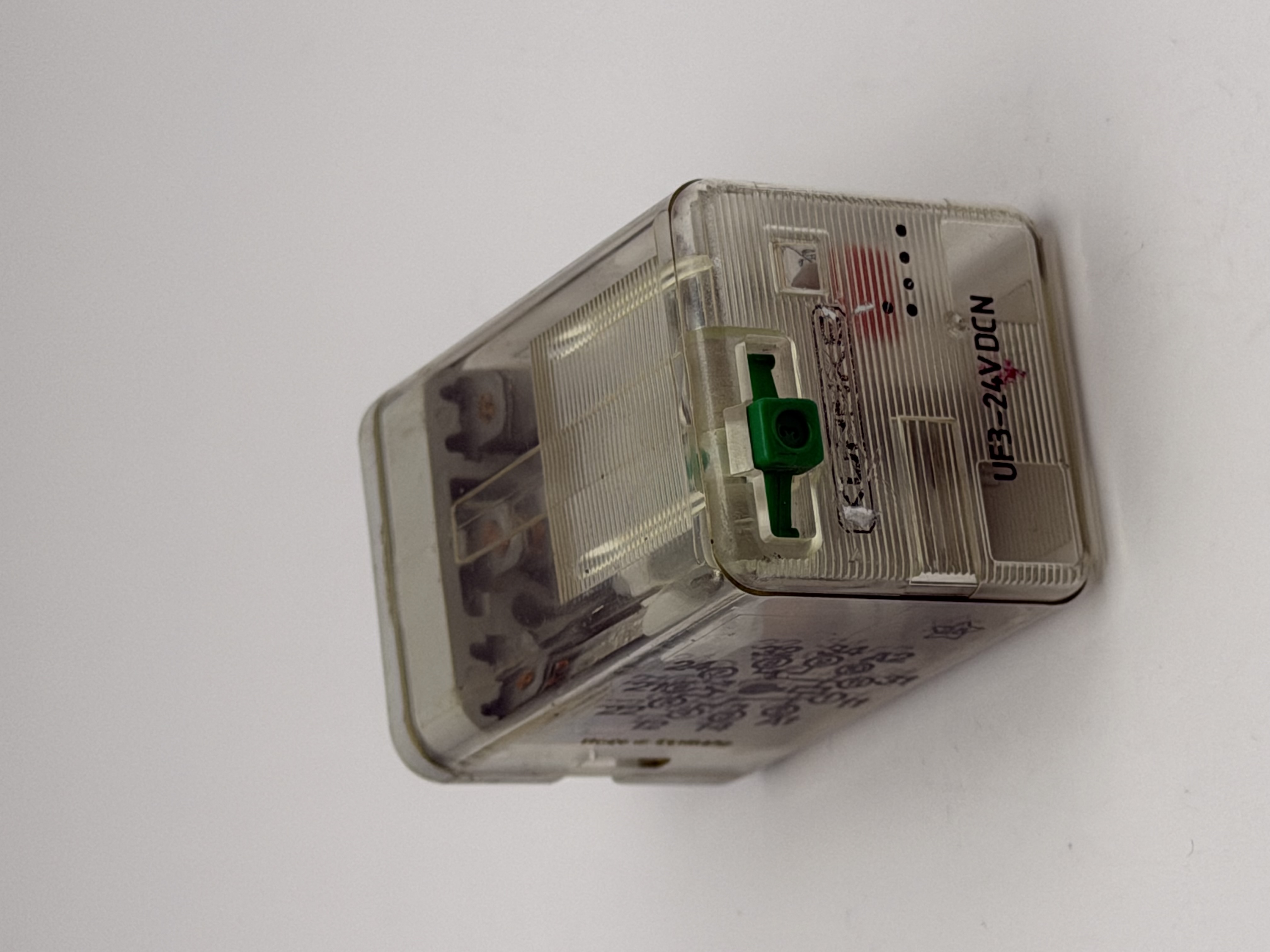 KUHNKE UF3-24VDCN 24VDC Relay – Newer Style Clear Housing