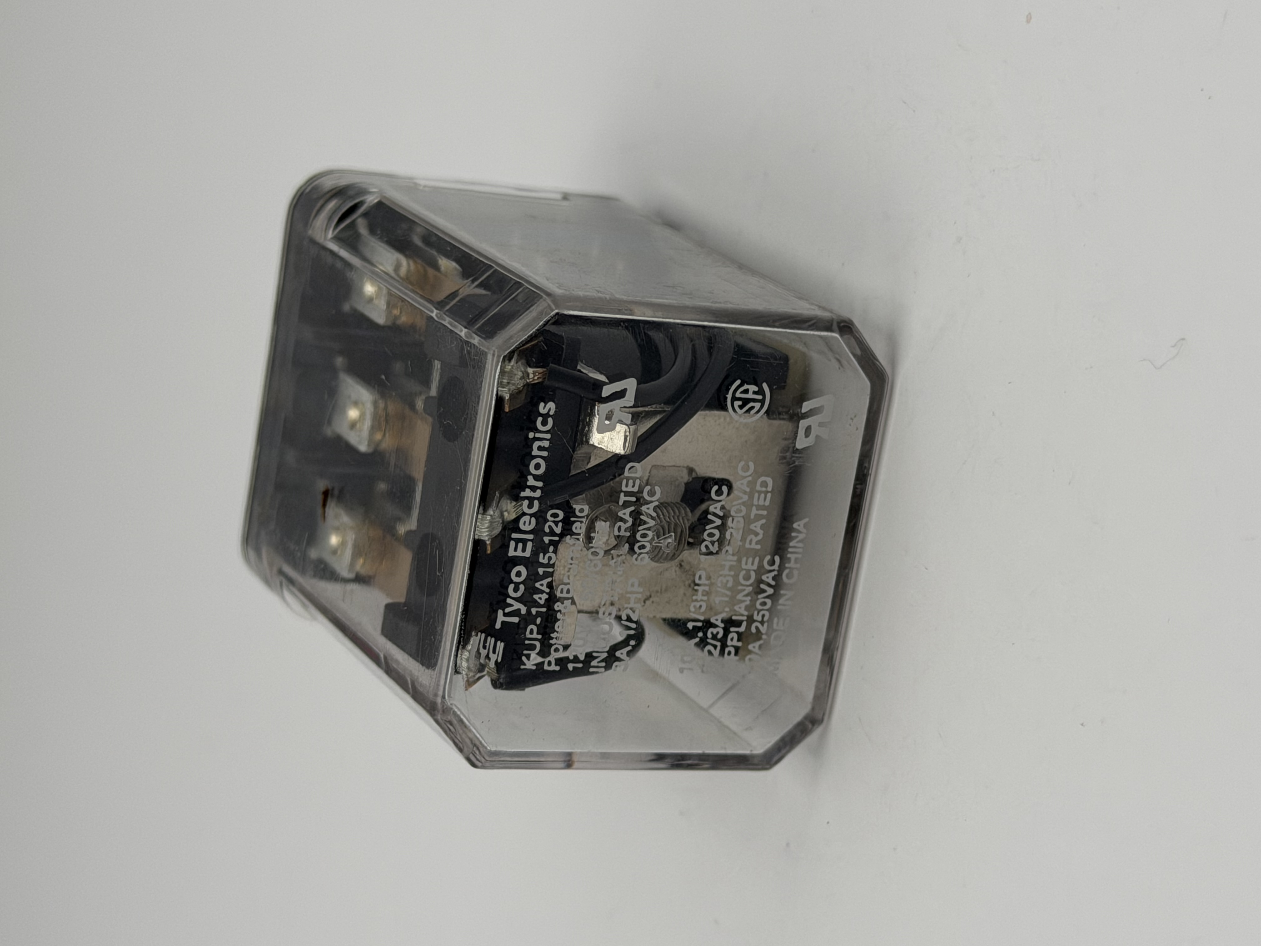 KUP-14A15-120 120VAC 10A Industrial Power Relay