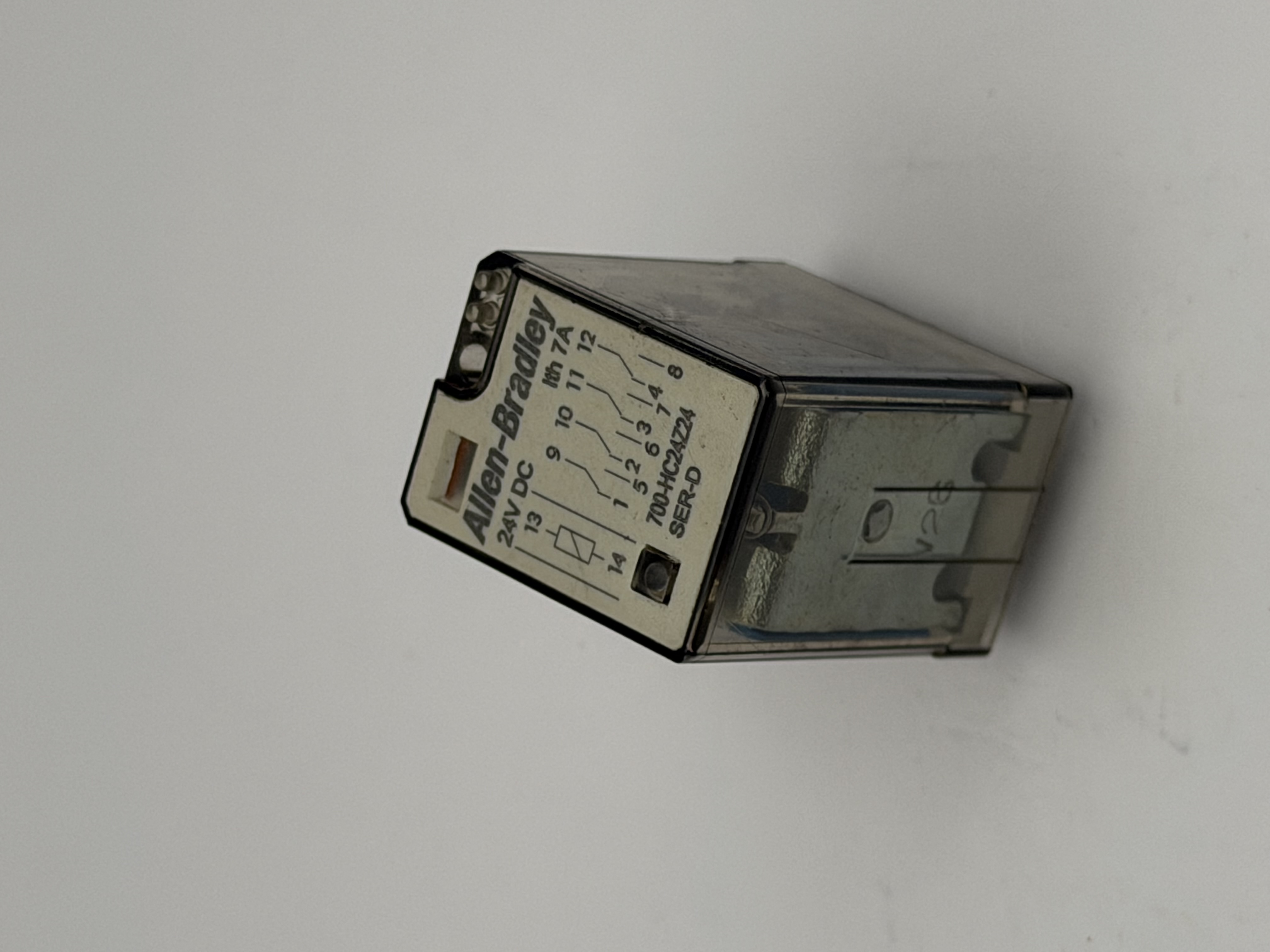 700-HC24Z24 Series D 24VDC 7A 4PDT 14-Pin Control Relay