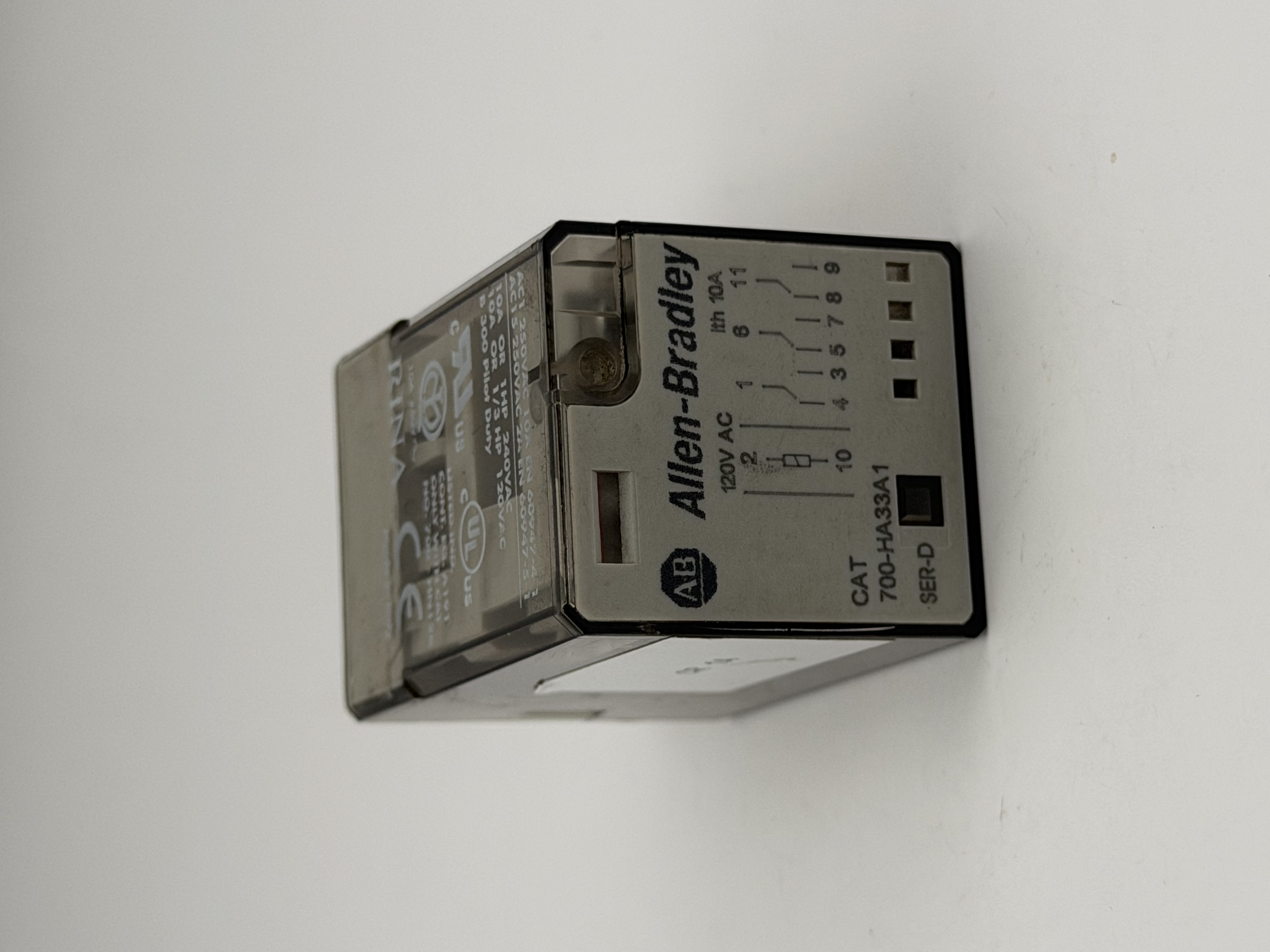 700-HA33A1 Series D 120VAC 10A 3PDT 11-Pin Control Relay