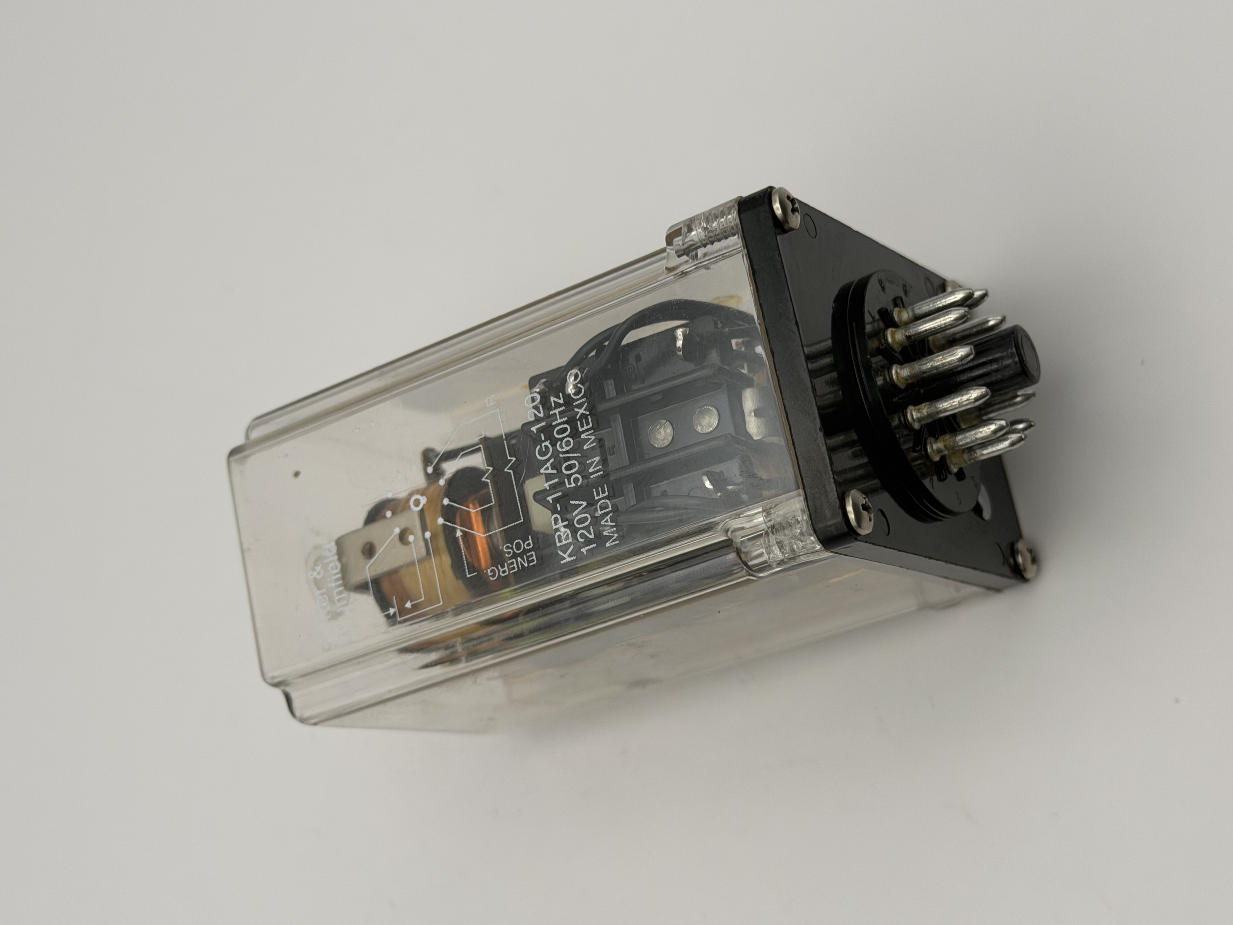 KBP-11AG-120 120VAC 11-Pin Industrial Plug-In Relay