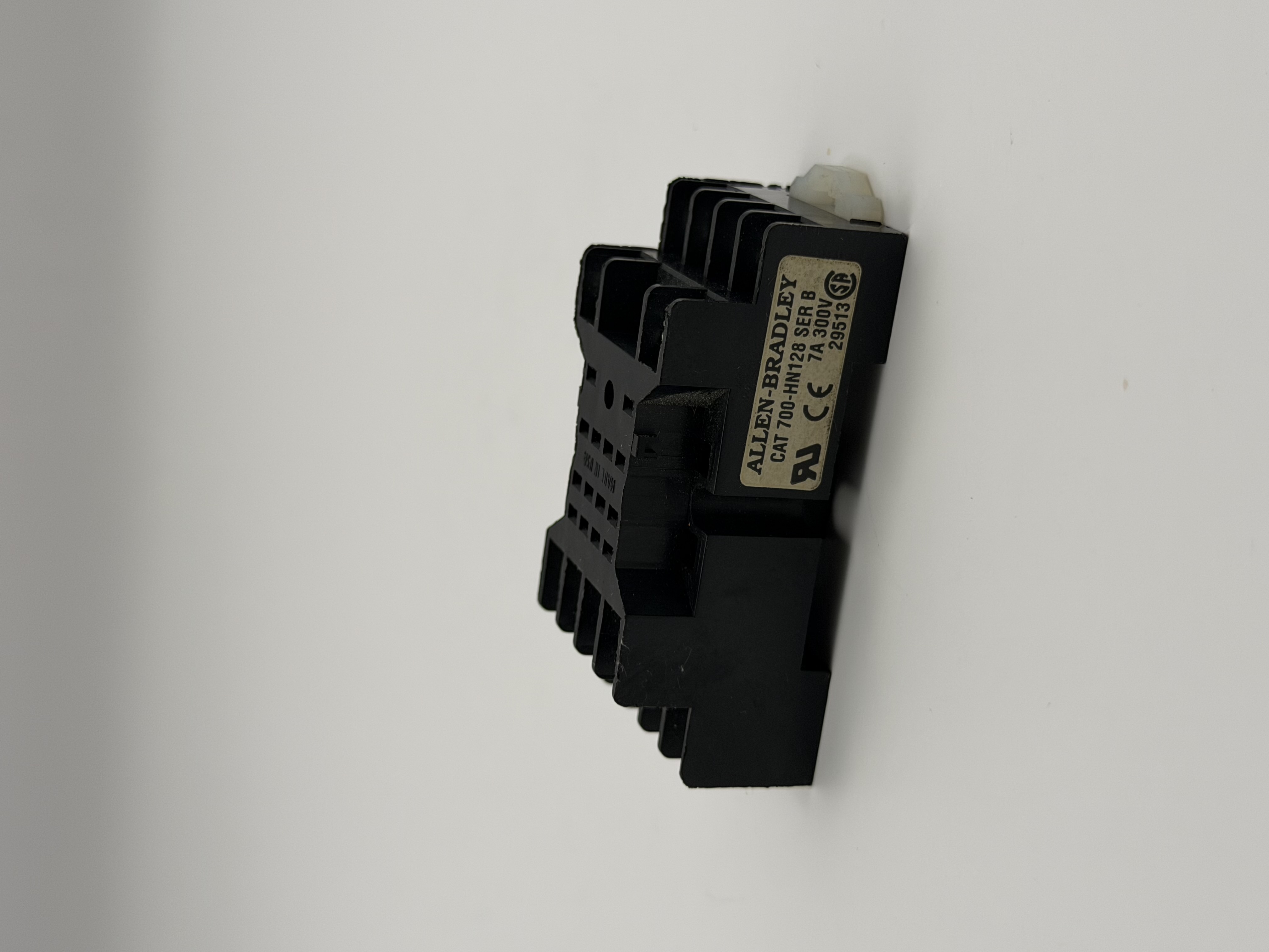 700-HN128 Series B 7A 300V Relay Socket Base