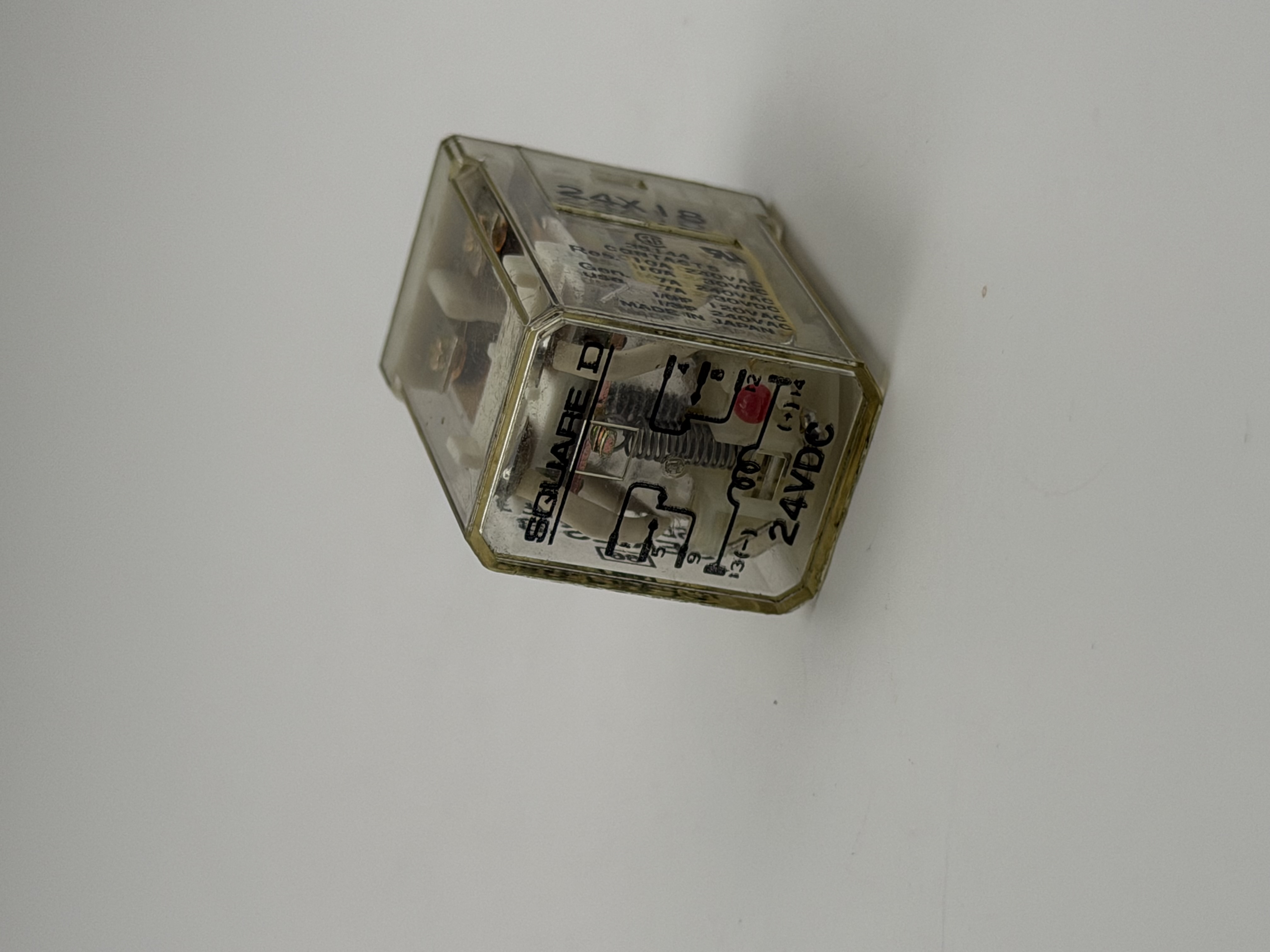 SQUARE D 8501 RSD42P14V53 Series B 24VDC DPDT Industrial Plug-In Relay
