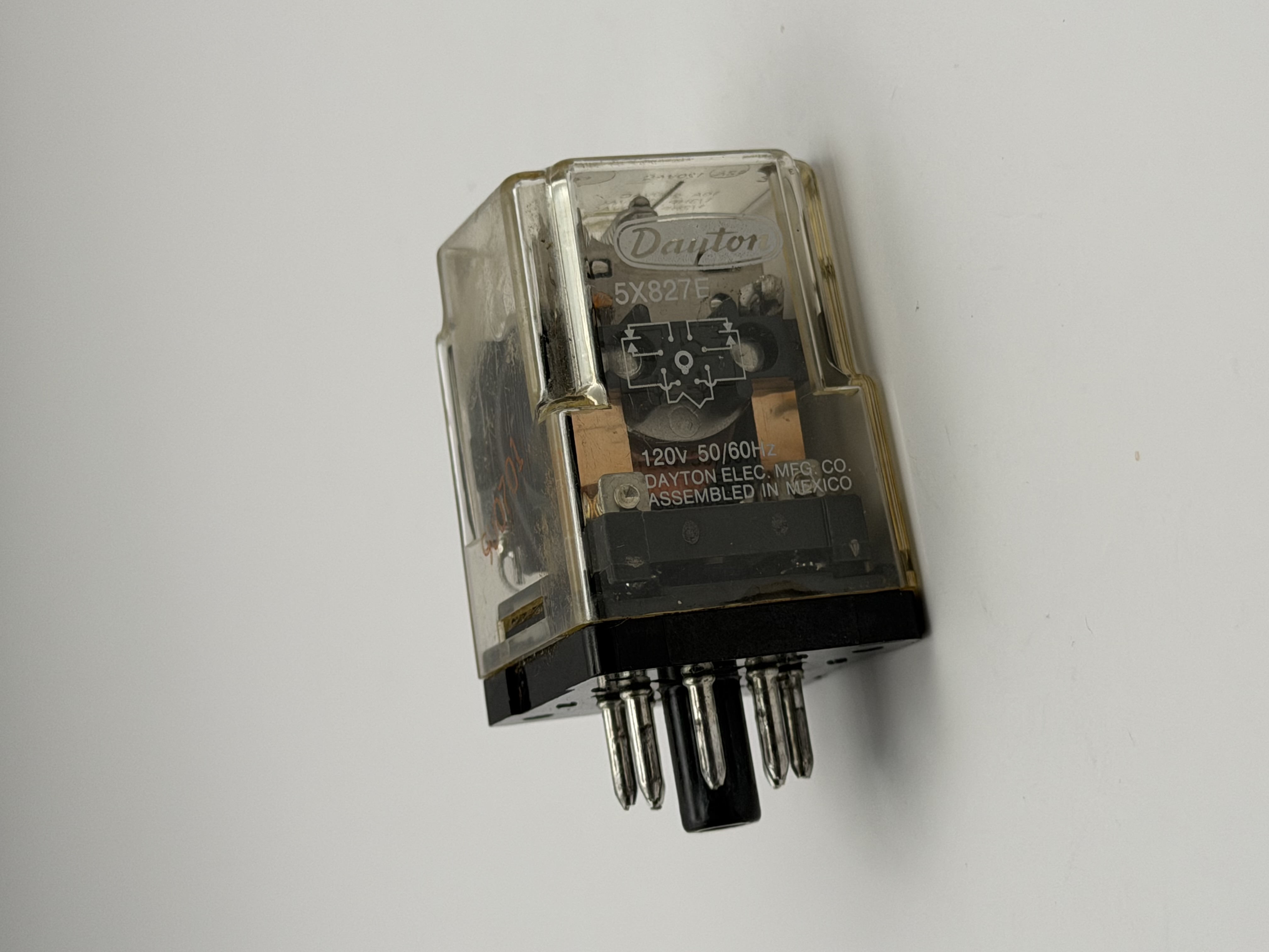 5X827E 120VAC DPDT 8-Pin 12A General Purpose Plug-In Relay