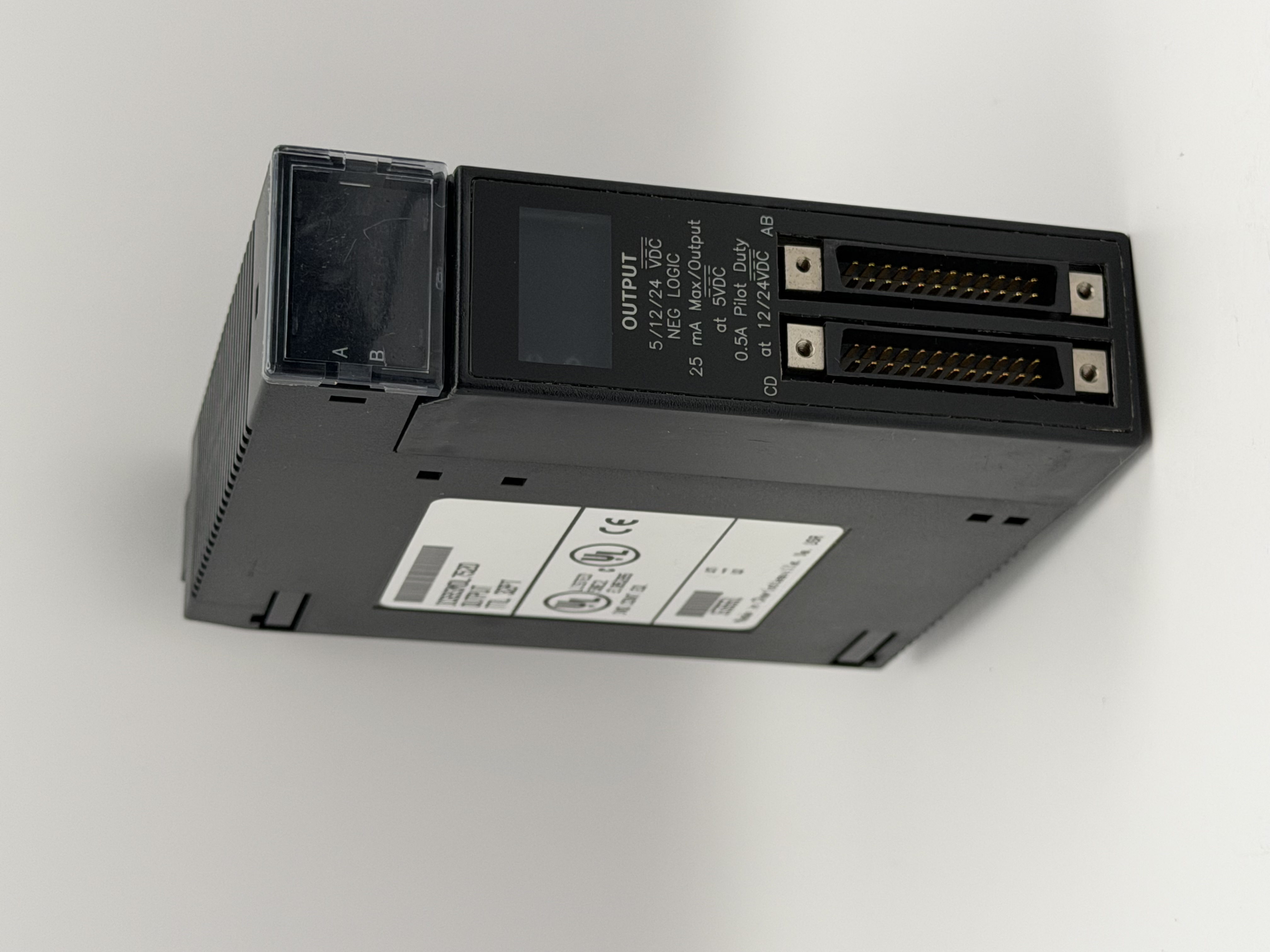 IC693MDL752D
