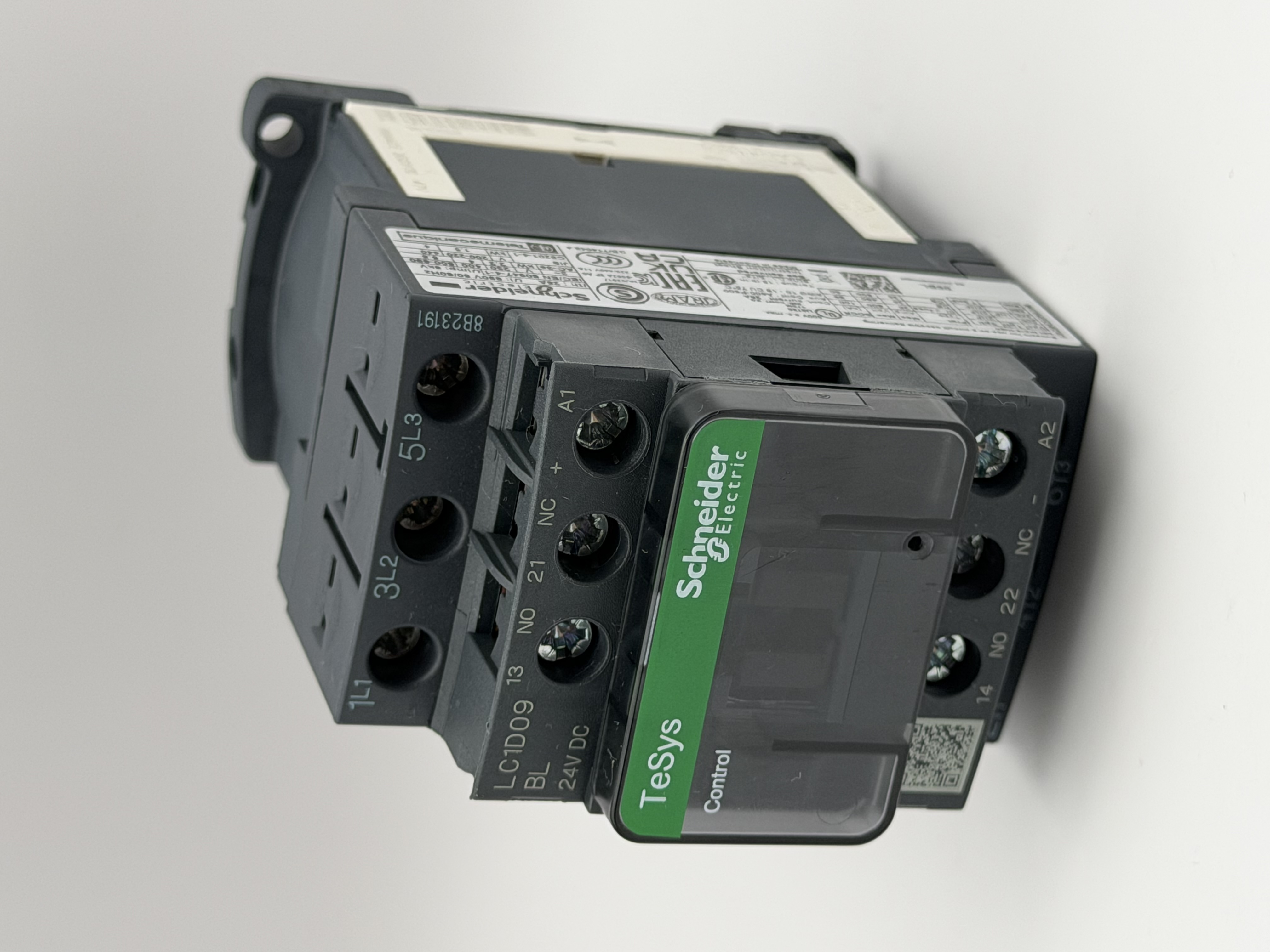 LC1D09BL TeSys D 9A 24VDC Contactor w/ LAD4TBDL Suppressor