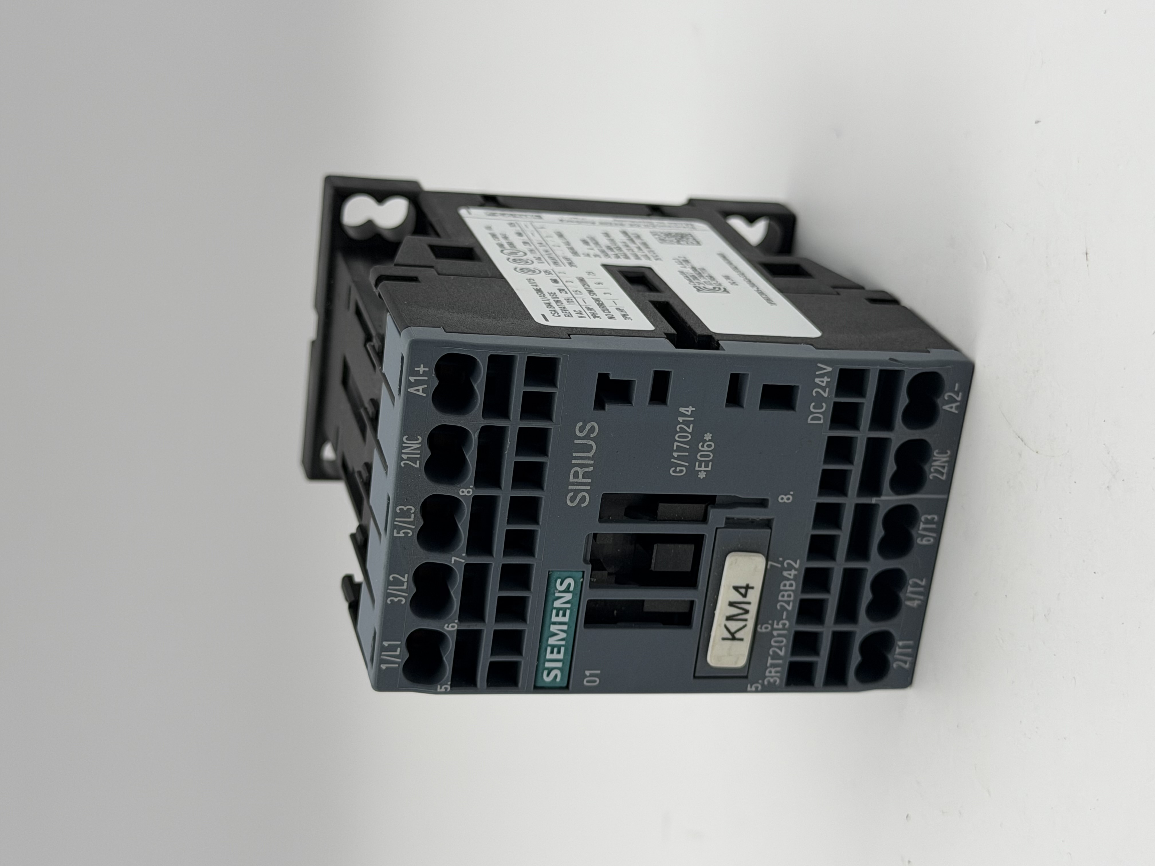 3RT2015-2BB42