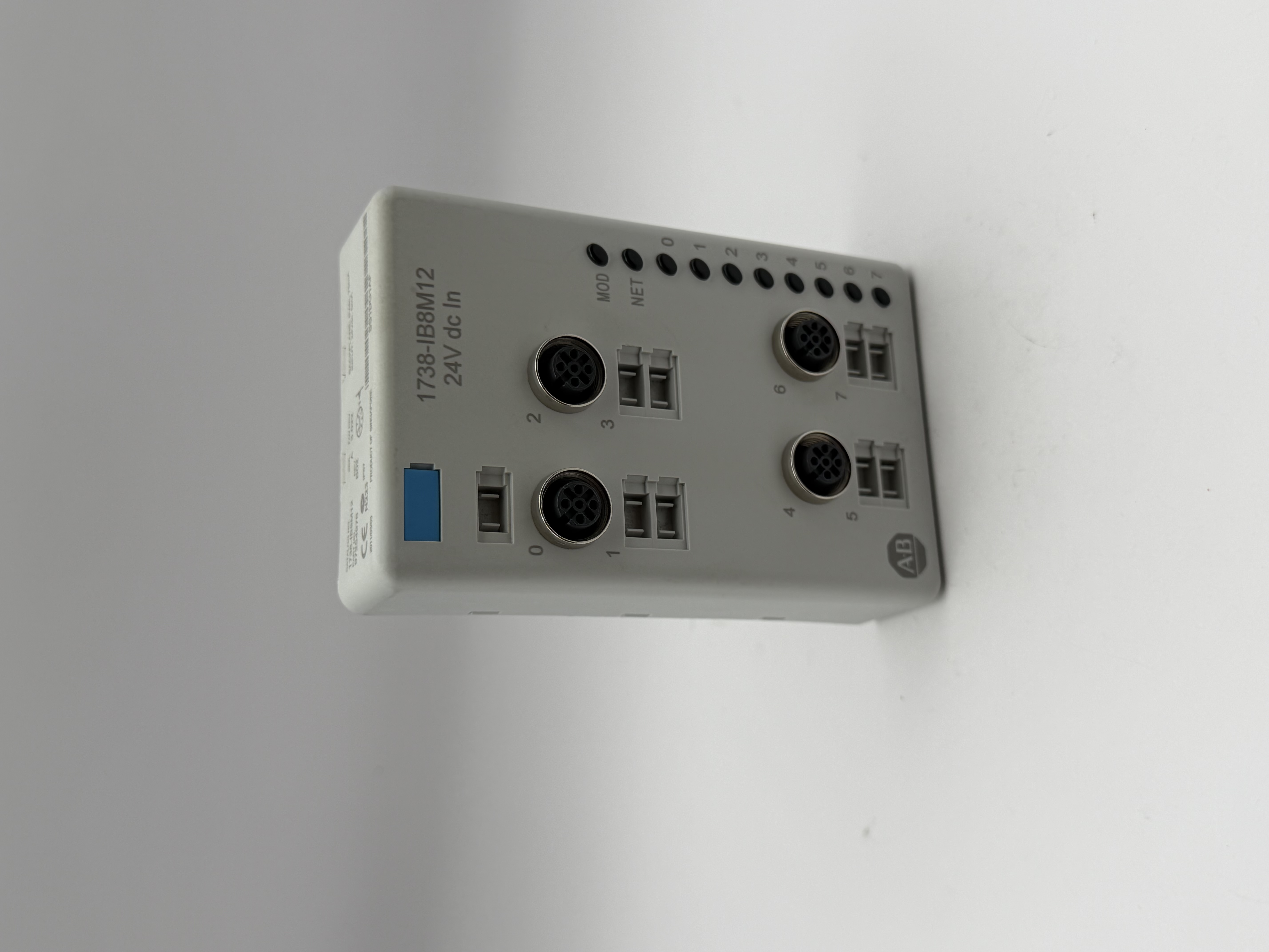 1738-IB8M12
