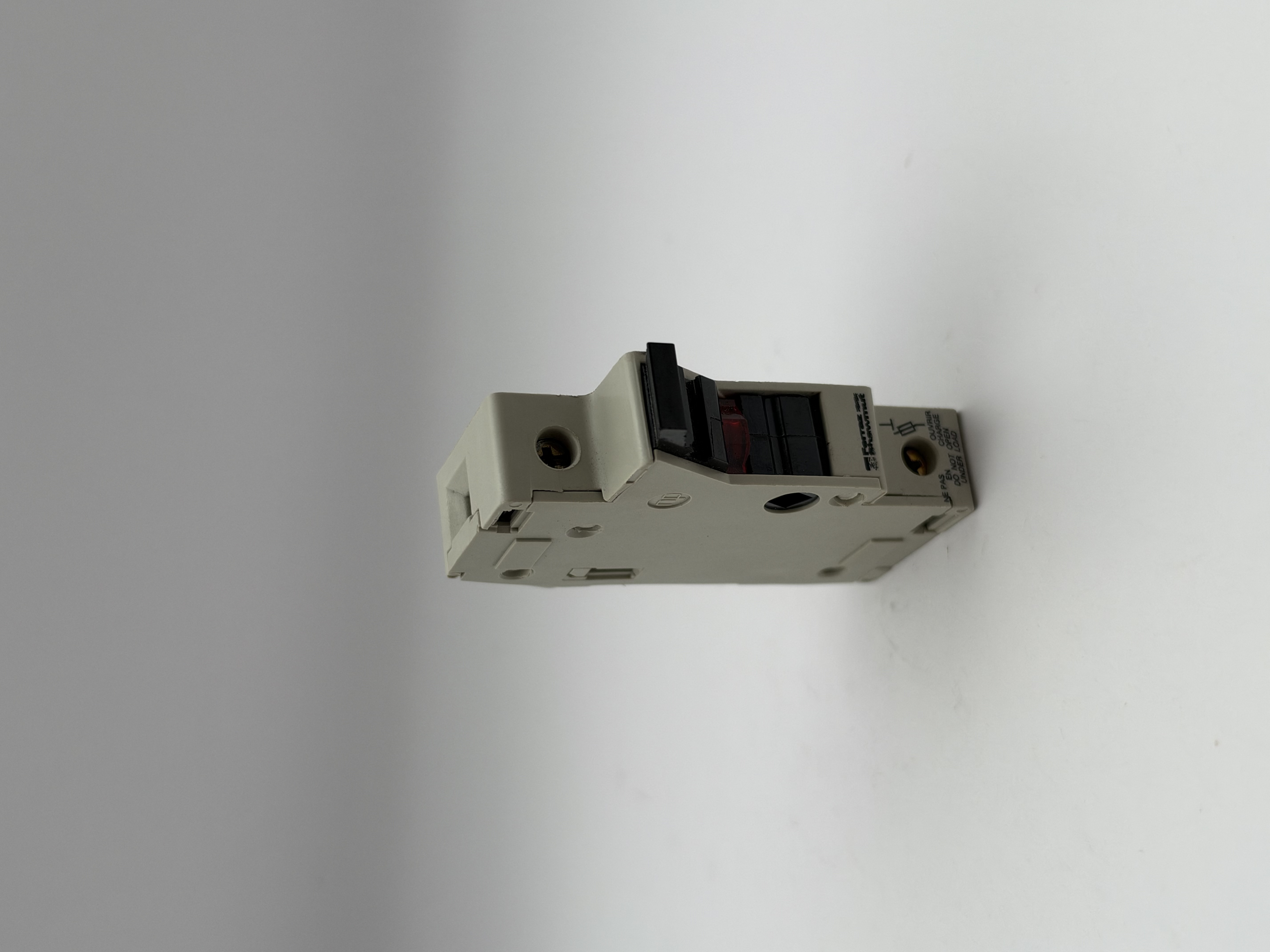 ST10G081219