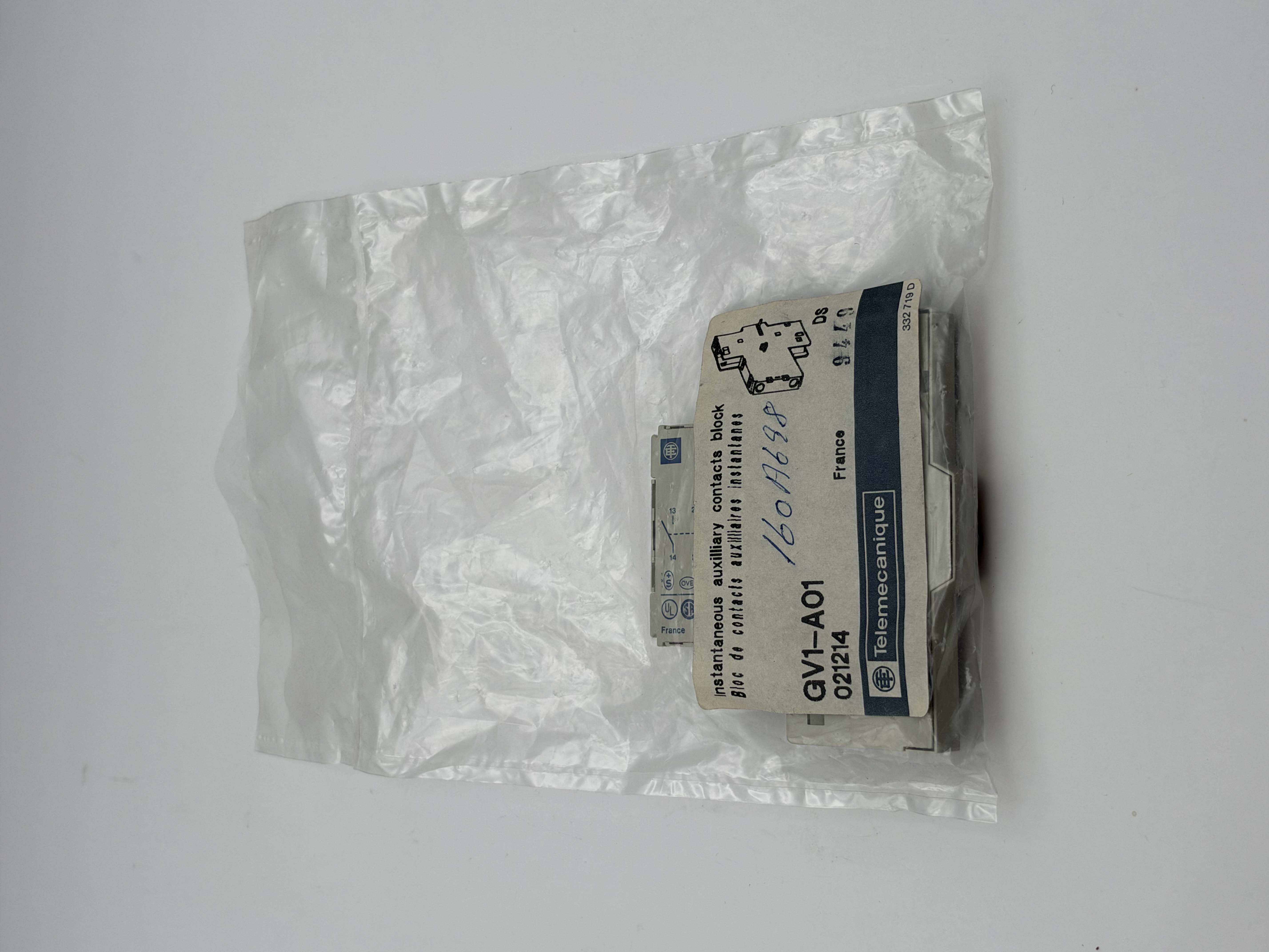 Telemecanique GV1-A01 Instantaneous Auxiliary Contact Block 021214